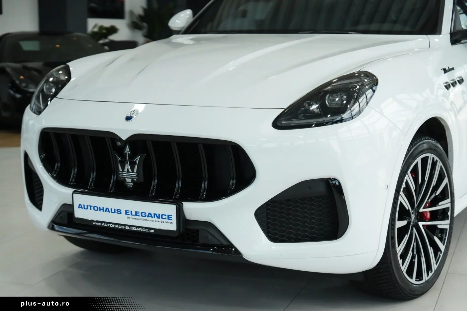 MASERATI Grecale Modena SONUS PANO HEAD-UP 360 KAM 21 LM