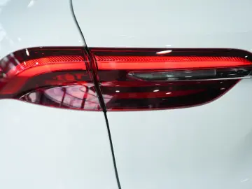 MASERATI Grecale Modena SONUS PANO HEAD-UP 360 KAM 21 LM