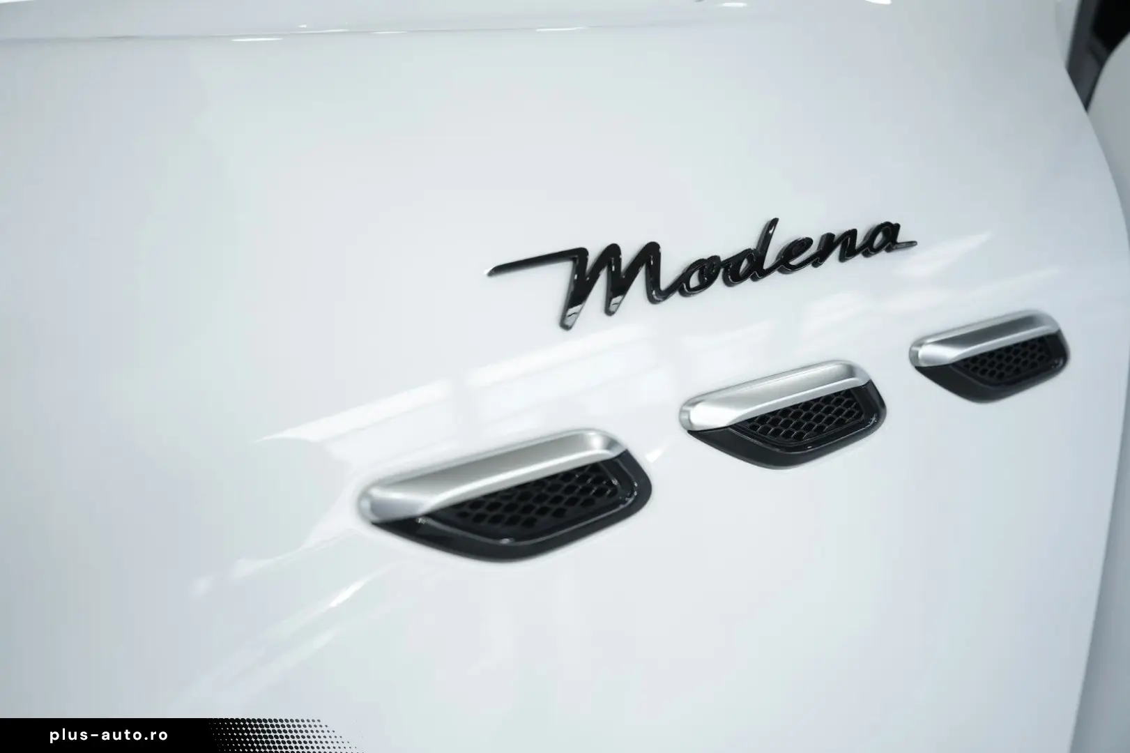 MASERATI Grecale Modena SONUS PANO HEAD-UP 360 KAM 21 LM