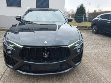 MASERATI Levante Gransport  Voll  360 Panorama Soft