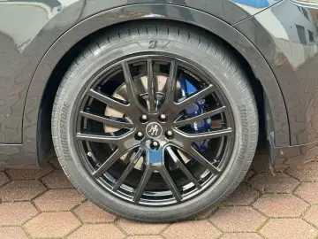 MASERATI Levante GT Hybrid FACELIFT PANO H&K 21 ACC 360