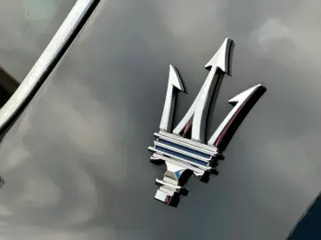 MASERATI Levante GT Hybrid FACELIFT PANO H&K 21 ACC 360