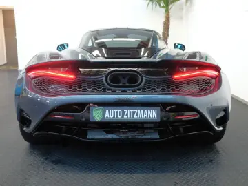 MCLAREN 750S Coupé Performance CARBON LIFT RACING SE B&W