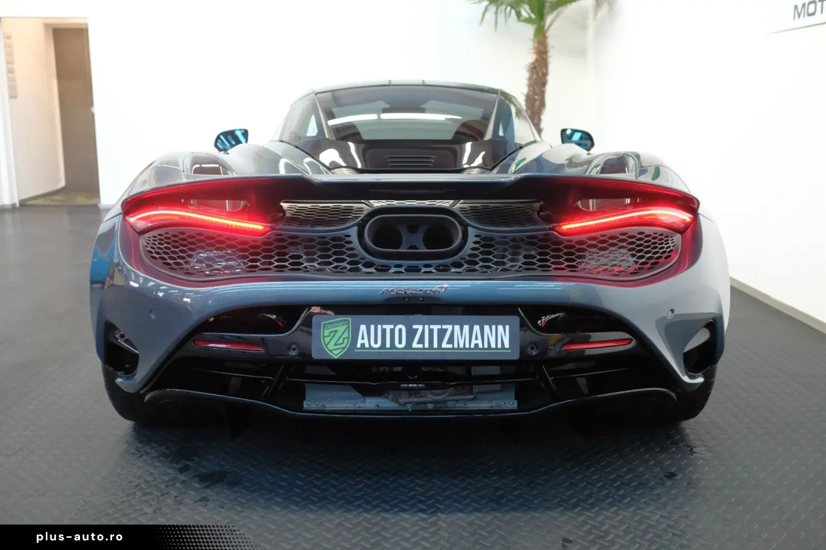 MCLAREN 750S Coupé Performance CARBON LIFT RACING SE B&W