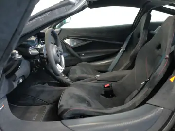 MCLAREN 750S Coupé Performance CARBON LIFT RACING SE B&W