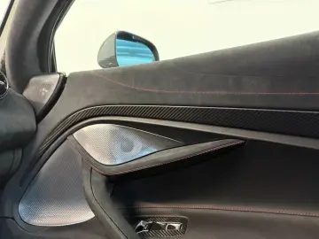 MCLAREN 750S Coupé Performance CARBON LIFT RACING SE B&W