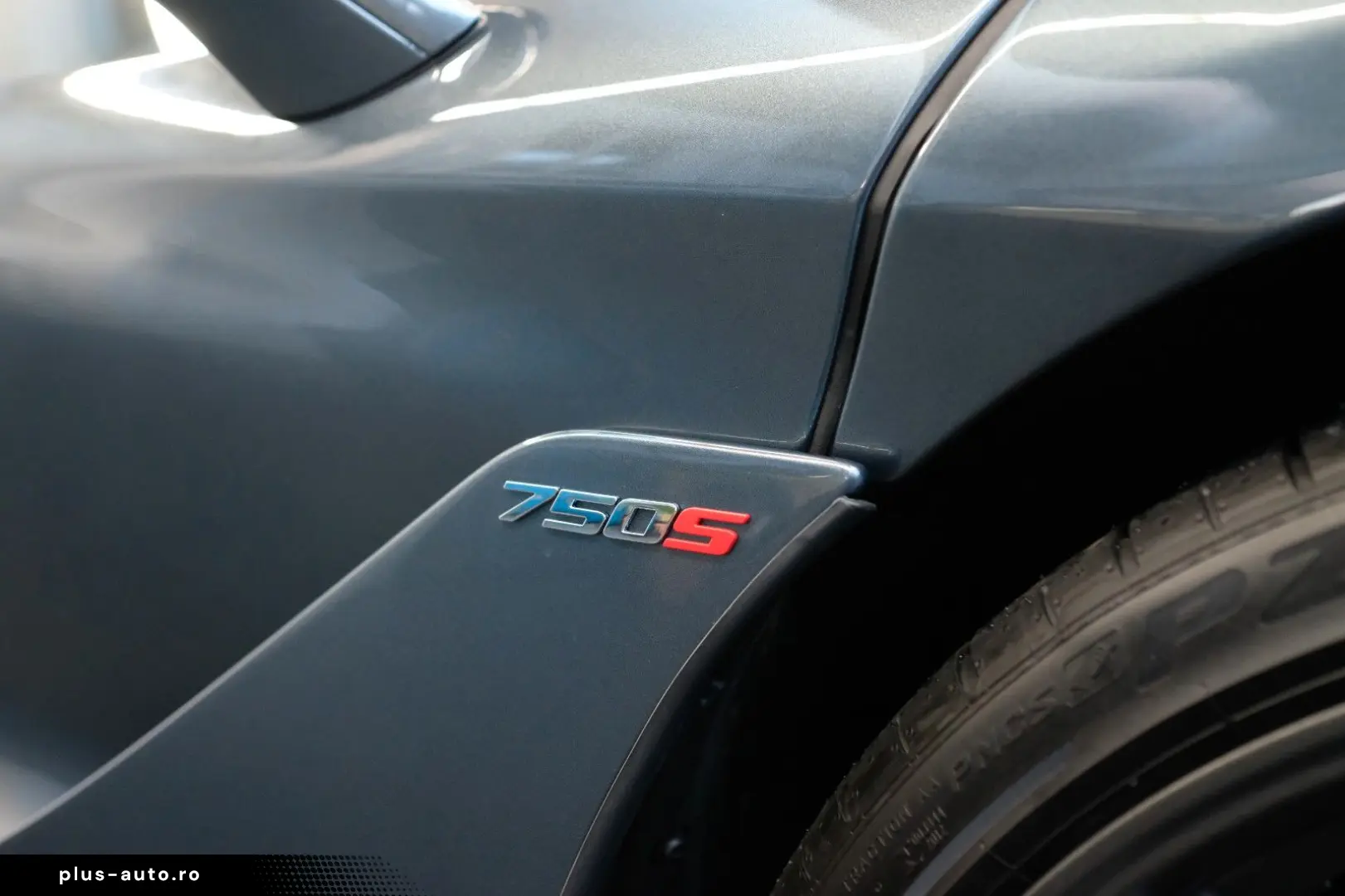 MCLAREN 750S Coupé Performance CARBON LIFT RACING SE B&W