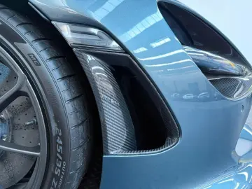 MCLAREN 750S Coupé Performance CARBON LIFT RACING SE B&W