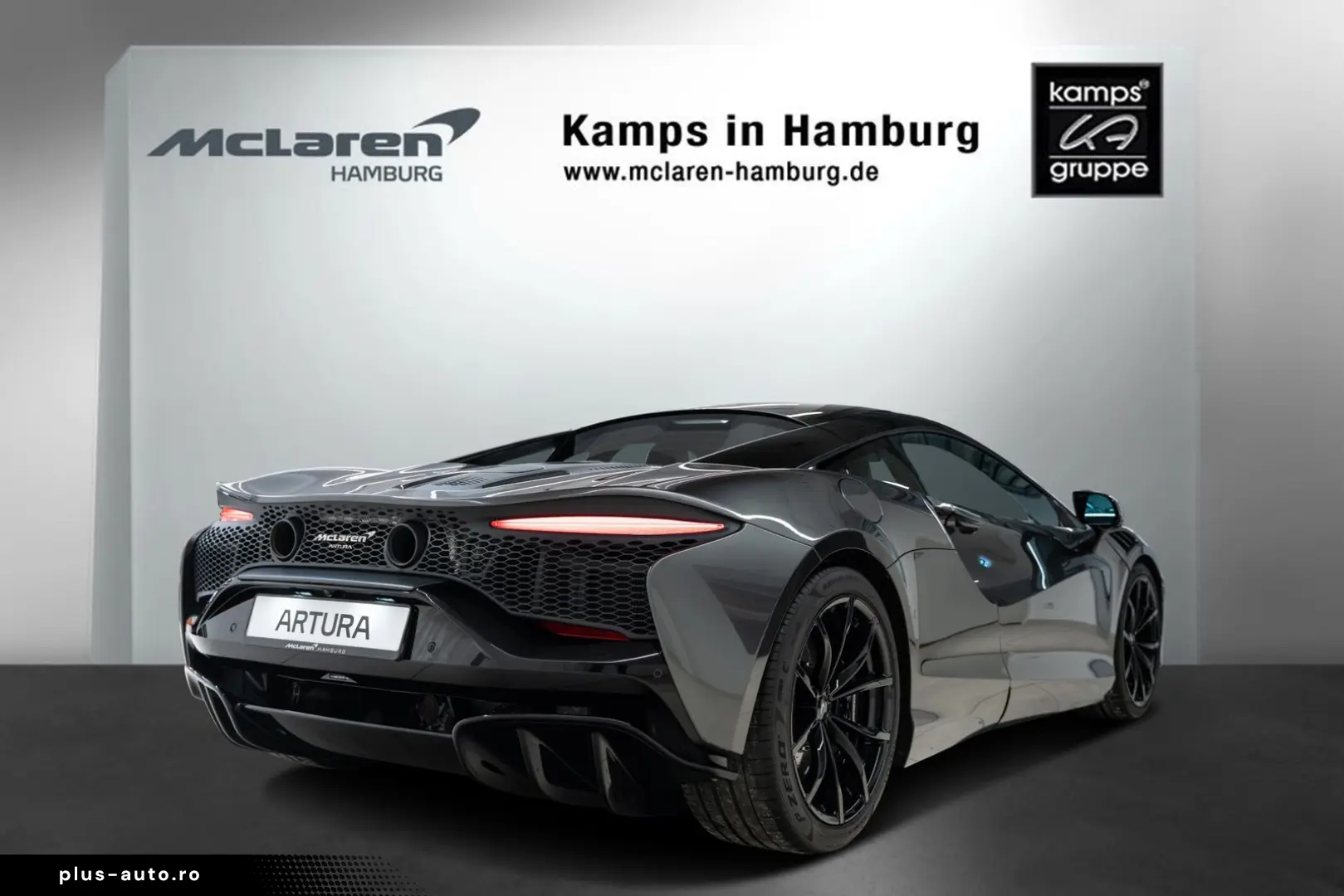 MCLAREN Artura Coupé I Interior CF I Performance I Lift