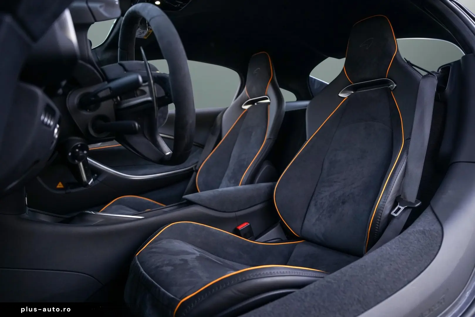 MCLAREN Artura Performance I Lift I Black Pack