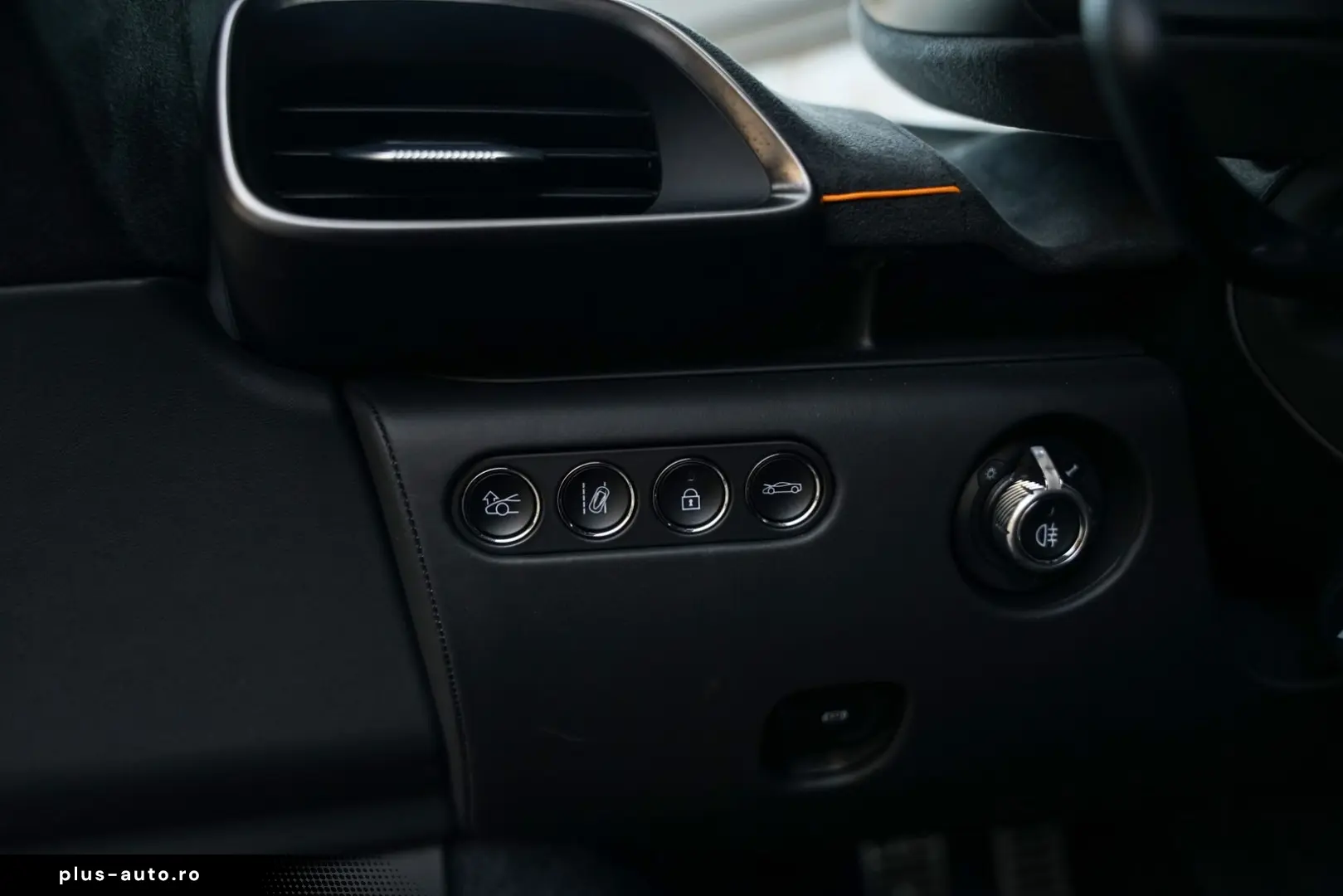 MCLAREN Artura Performance I Lift I Black Pack