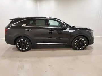 KIA Sorento 2.2D Platinum 4WDILEDIBOSE 360  ACCISHZ
