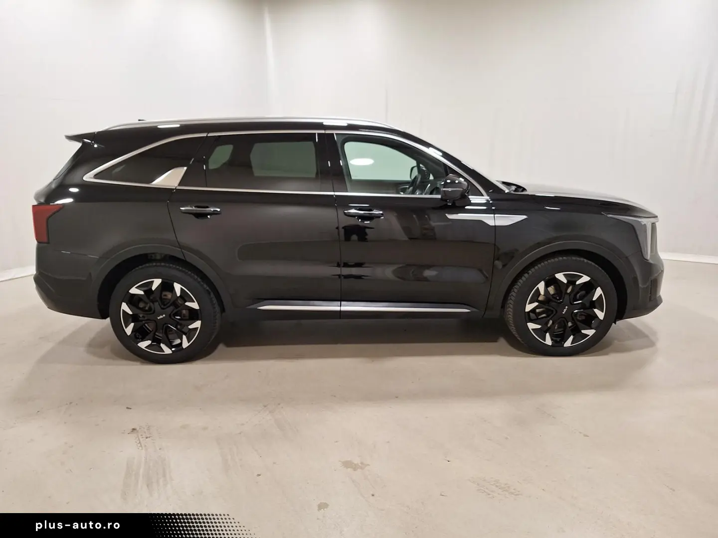 KIA Sorento 2.2D Platinum 4WDILEDIBOSE 360  ACCISHZ