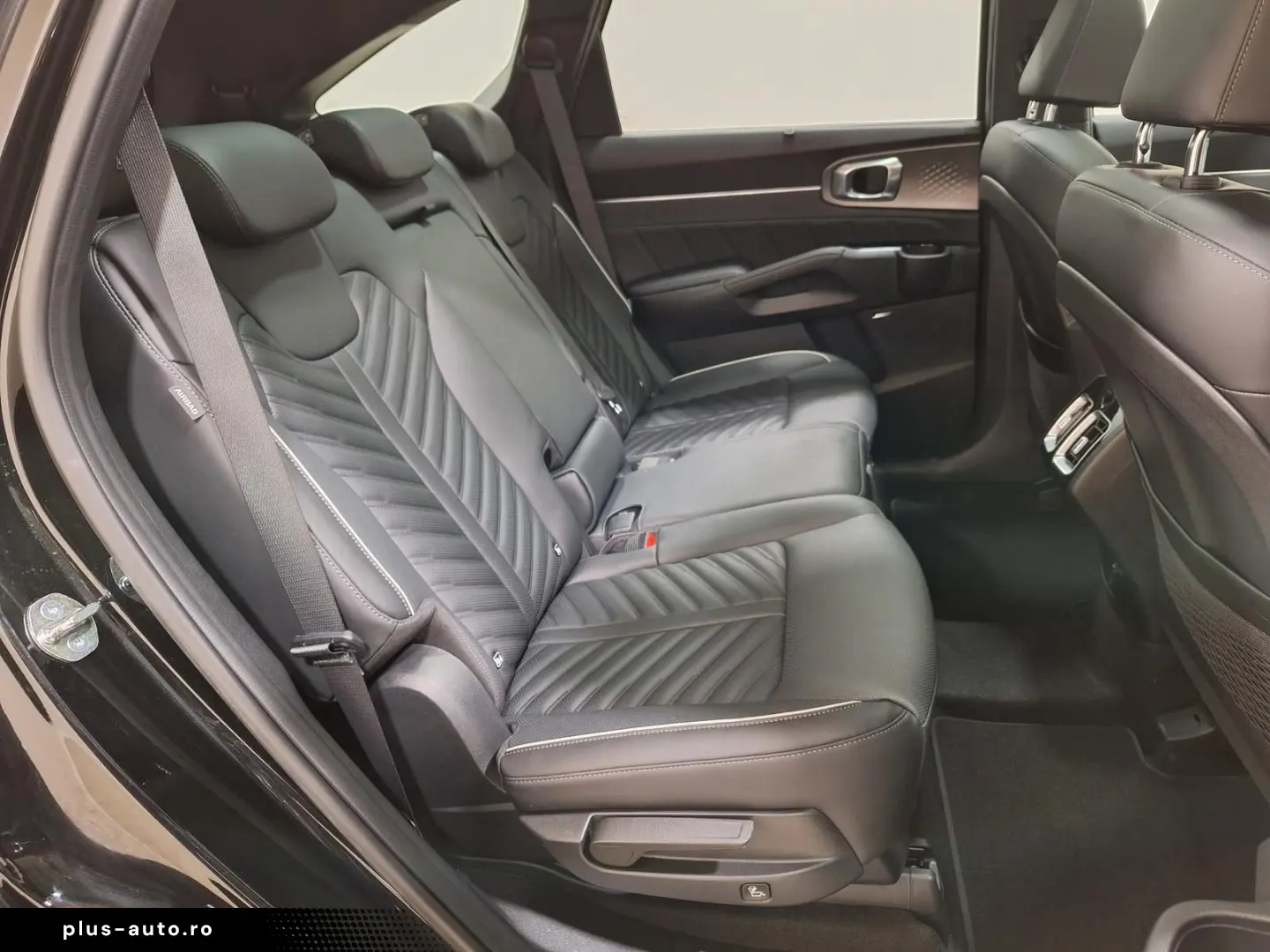 KIA Sorento 2.2D Platinum 4WDILEDIBOSE 360  ACCISHZ