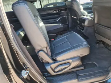 JEEP Wagoneer  Allrad Automatik  7 Sitze Voll-Leder