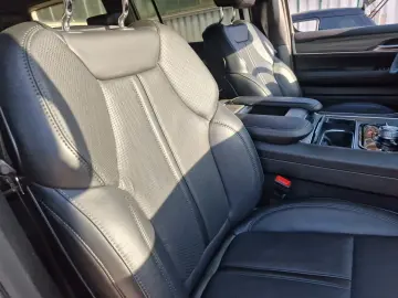 JEEP Wagoneer  Allrad Automatik  7 Sitze Voll-Leder