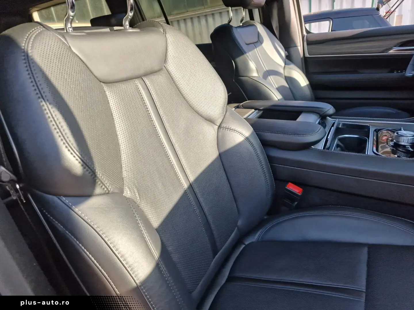 JEEP Wagoneer  Allrad Automatik  7 Sitze Voll-Leder