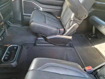 JEEP Wagoneer  Allrad Automatik  7 Sitze Voll-Leder