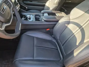 JEEP Wagoneer  Allrad Automatik  7 Sitze Voll-Leder