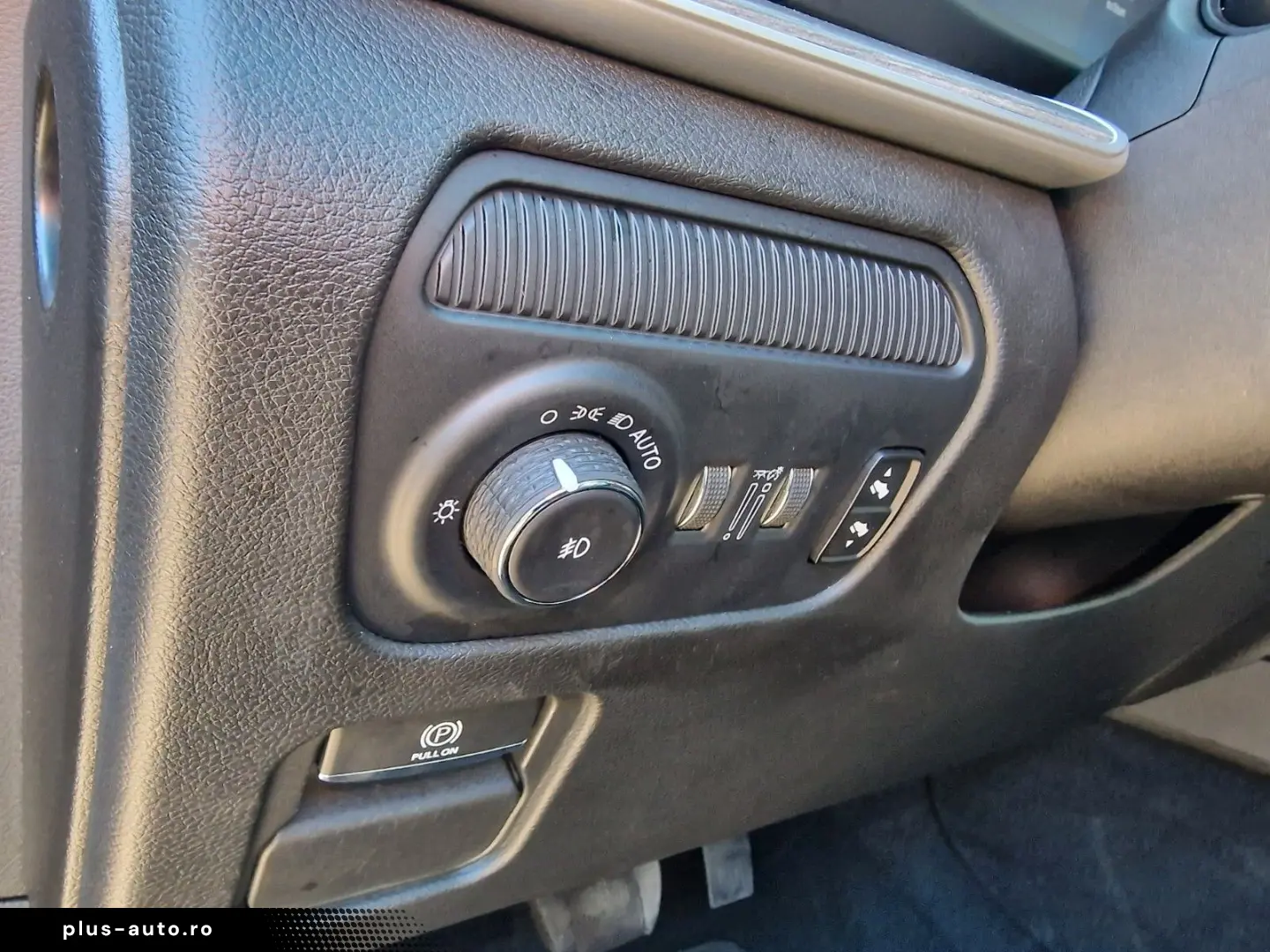JEEP Wagoneer  Allrad Automatik  7 Sitze Voll-Leder