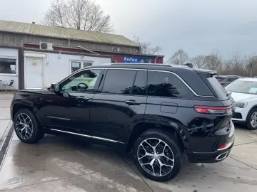 JEEP Grand Cherokee Summit Reserve Plug-In-Hybrid 4xe