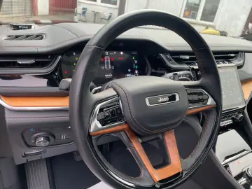 JEEP Grand Cherokee Summit Reserve Plug-In-Hybrid 4xe