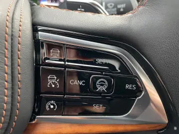 JEEP Grand Cherokee Summit Reserve Plug-In-Hybrid 4xe