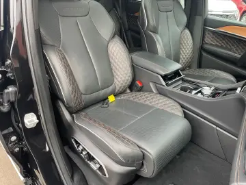 JEEP Grand Cherokee Summit Reserve Plug-In-Hybrid 4xe