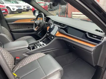 JEEP Grand Cherokee Summit Reserve Plug-In-Hybrid 4xe