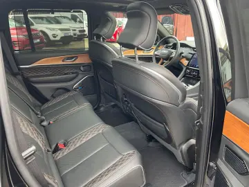 JEEP Grand Cherokee Summit Reserve Plug-In-Hybrid 4xe