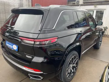 JEEP Grand Cherokee Summit Reserve Plug-In-Hybrid 4xe