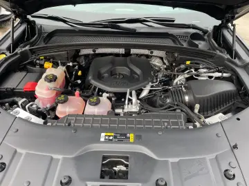 JEEP Grand Cherokee Summit Reserve Plug-In-Hybrid 4xe