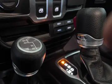 JEEP Wrangler Willys MY23  LED Carplay Sound Keyless