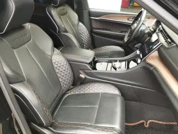 JEEP Grand Cherokee Summit L 5 7 HEMI 23 Zoll