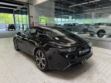 ALPINE Alpine GT Carbon Kamera Focal HiFi Noir Profond