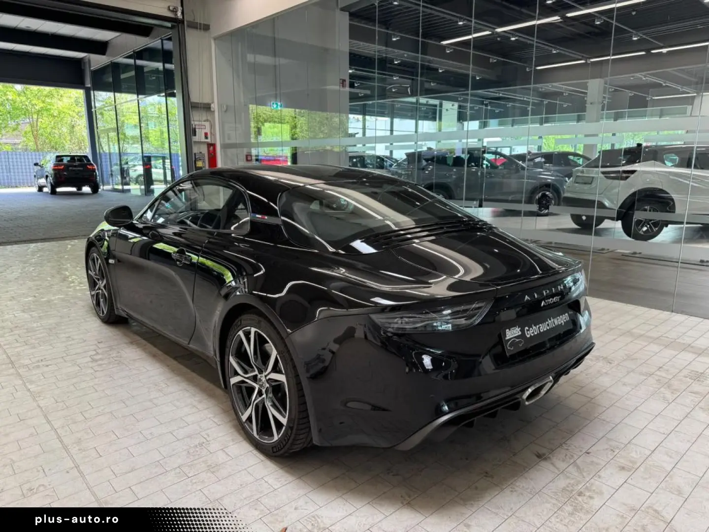 ALPINE Alpine GT Carbon Kamera Focal HiFi Noir Profond
