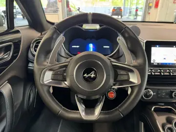 ALPINE Alpine GT Carbon Kamera Focal HiFi Noir Profond