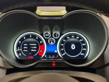 ALPINE Alpine GT Carbon Kamera Focal HiFi Noir Profond