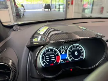 ALPINE Alpine GT Carbon Kamera Focal HiFi Noir Profond