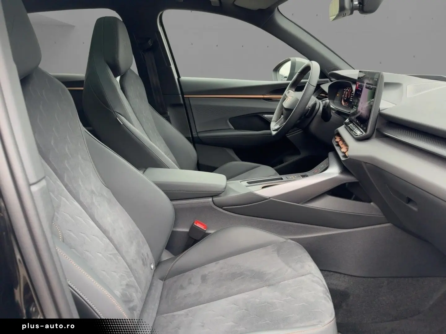 CUPRA Terramar 2.0 TSI 4Drive VZ MATRIX AHK HUD SENNHE