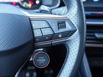 CUPRA Formentor VZ5 4Drive MatrixLED SAGA Pano Navi
