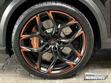 CUPRA Formentor 2.5 TSI DSG VZ5 Navi ACC LEDer Beats
