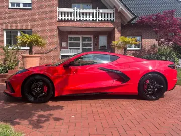 CORVETTE C8 6.2 V8 Stingray 3LT Coupe Targa Werksgarantie