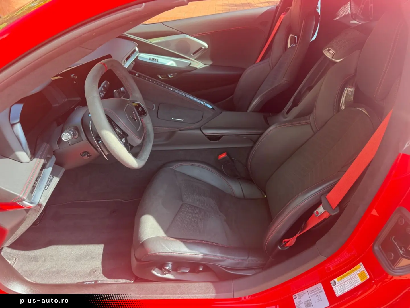 CORVETTE C8 6.2 V8 Stingray 3LT Coupe Targa Werksgarantie