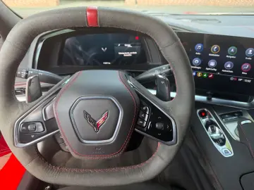 CORVETTE C8 6.2 V8 Stingray 3LT Coupe Targa Werksgarantie