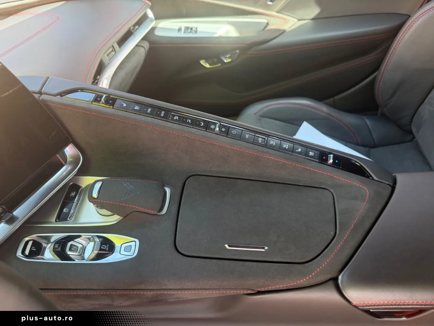 CORVETTE C8 6.2 V8 Stingray 3LT Coupe Targa Werksgarantie
