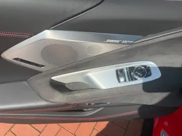 CORVETTE C8 6.2 V8 Stingray 3LT Coupe Targa Werksgarantie