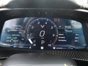 CORVETTE C8 6.2L V8 Stingray 3LT Coupe Targa