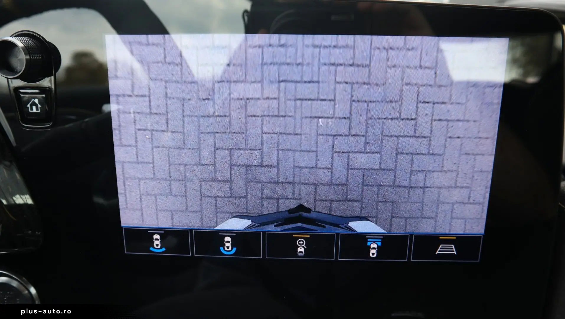 CORVETTE C8 6.2L V8 Stingray 3LT Coupe Targa