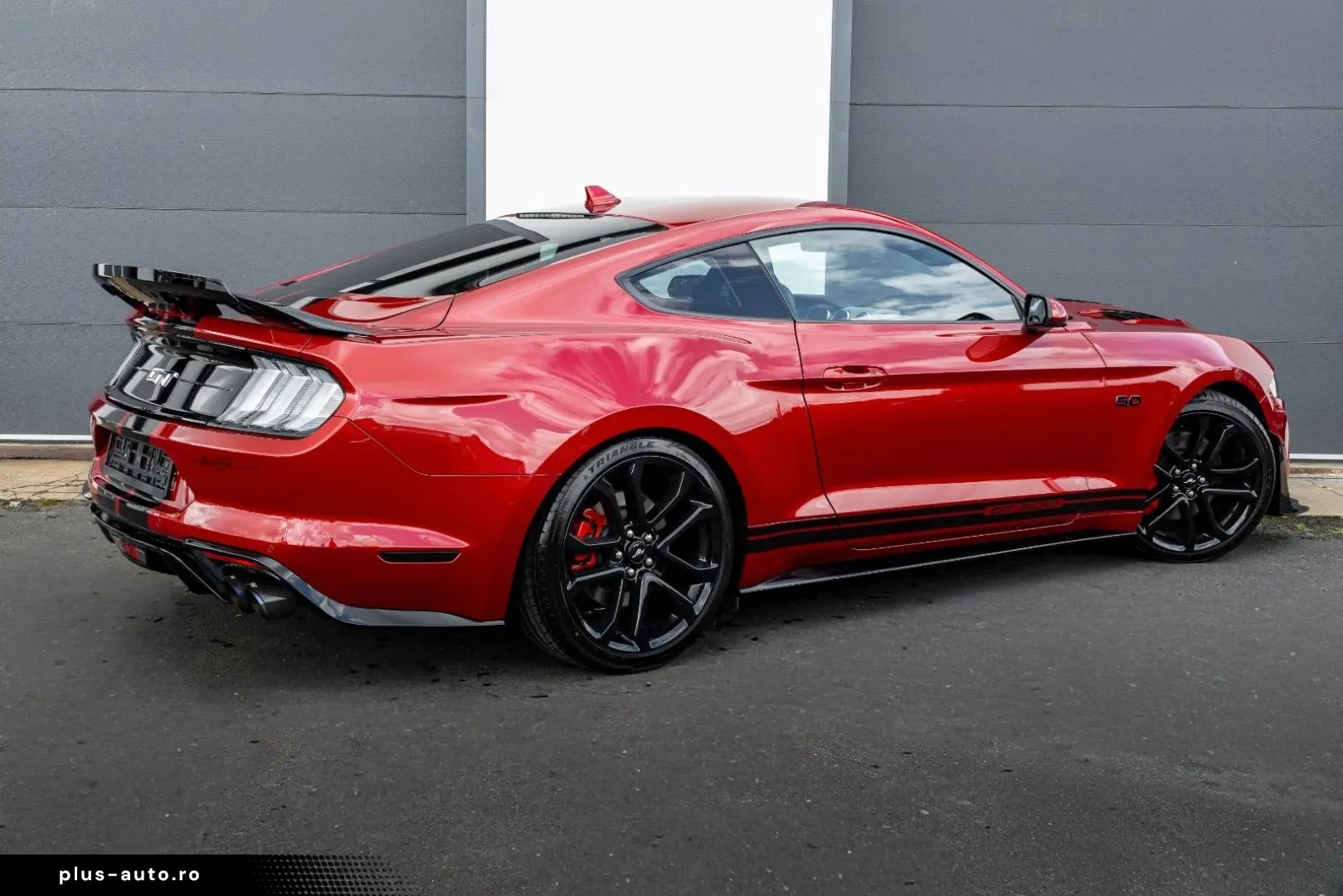 FORD Mustang GT - 5.0 V8 Recaro Tot Temp NAVI LED R20